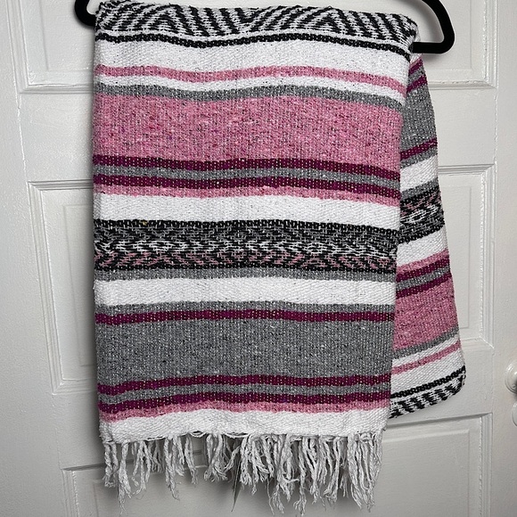NWT Earth Ragz Southwestern Mexican Striped Falsa Throw Blanket Pink Tones - Picture 16 of 17